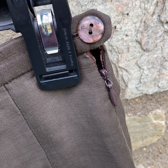 TSE Linen High Waist Pleated Pants - Picture 3 of 10